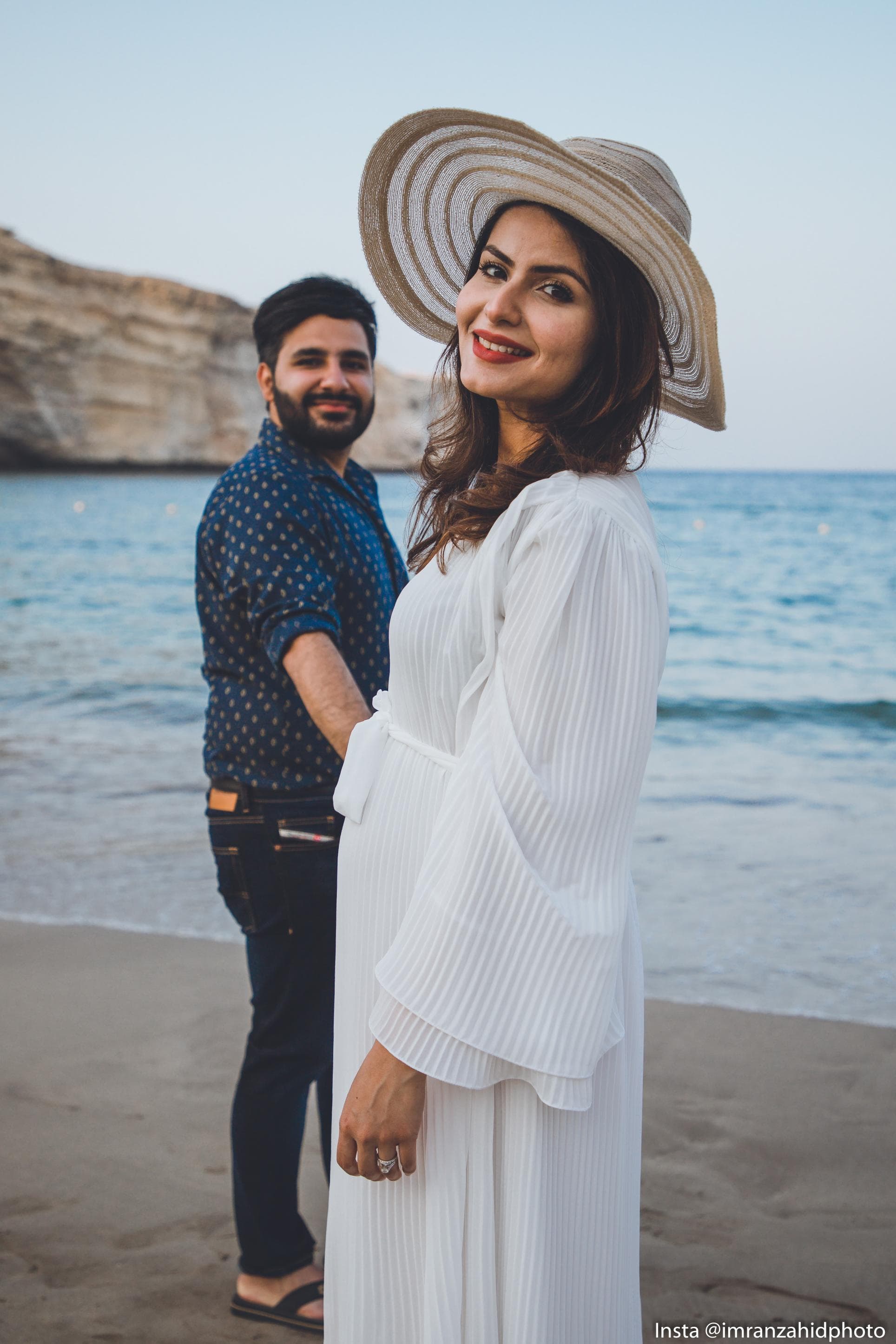 Beach pregnancy announcement shoot