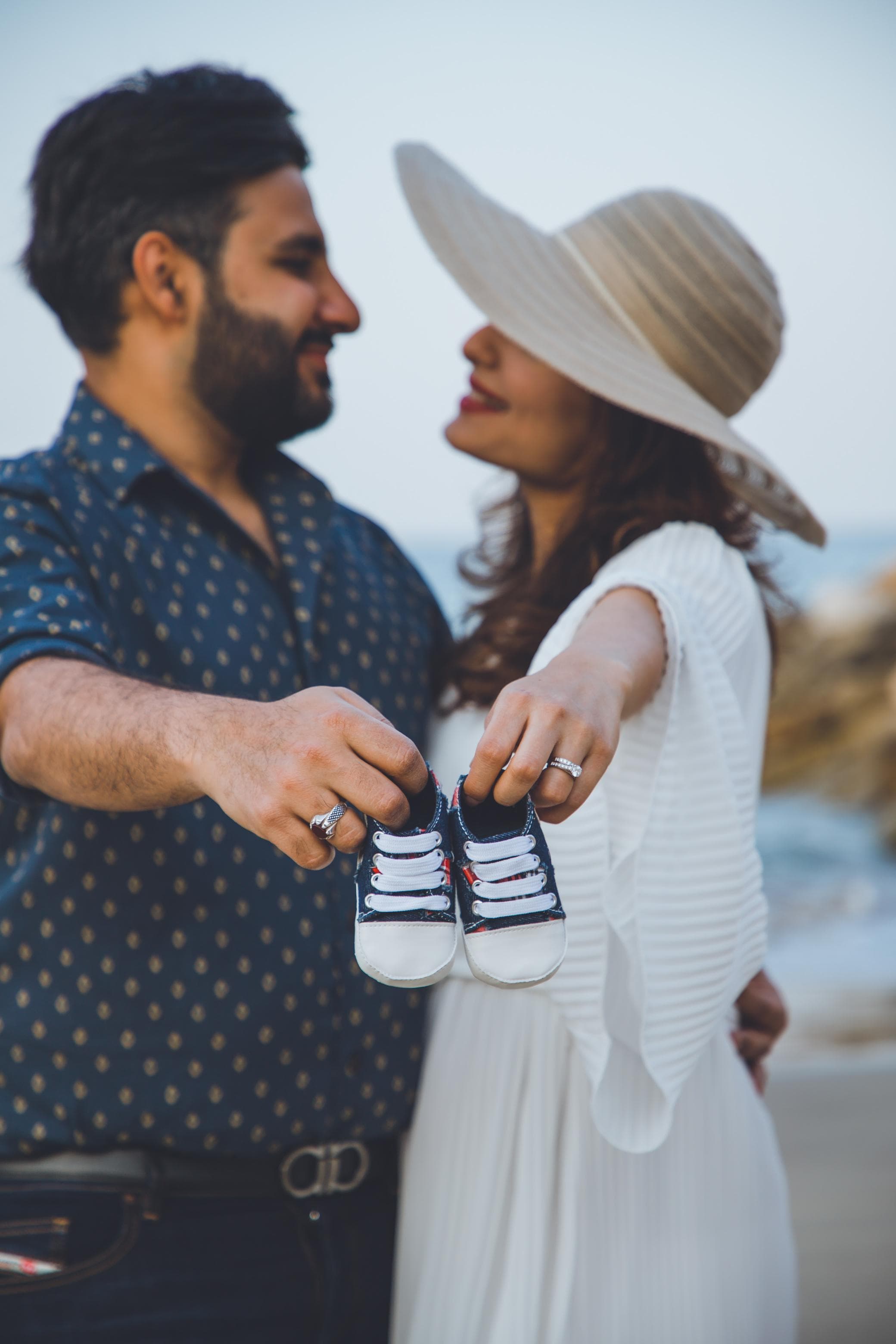 Beach pregnancy announcement shoot